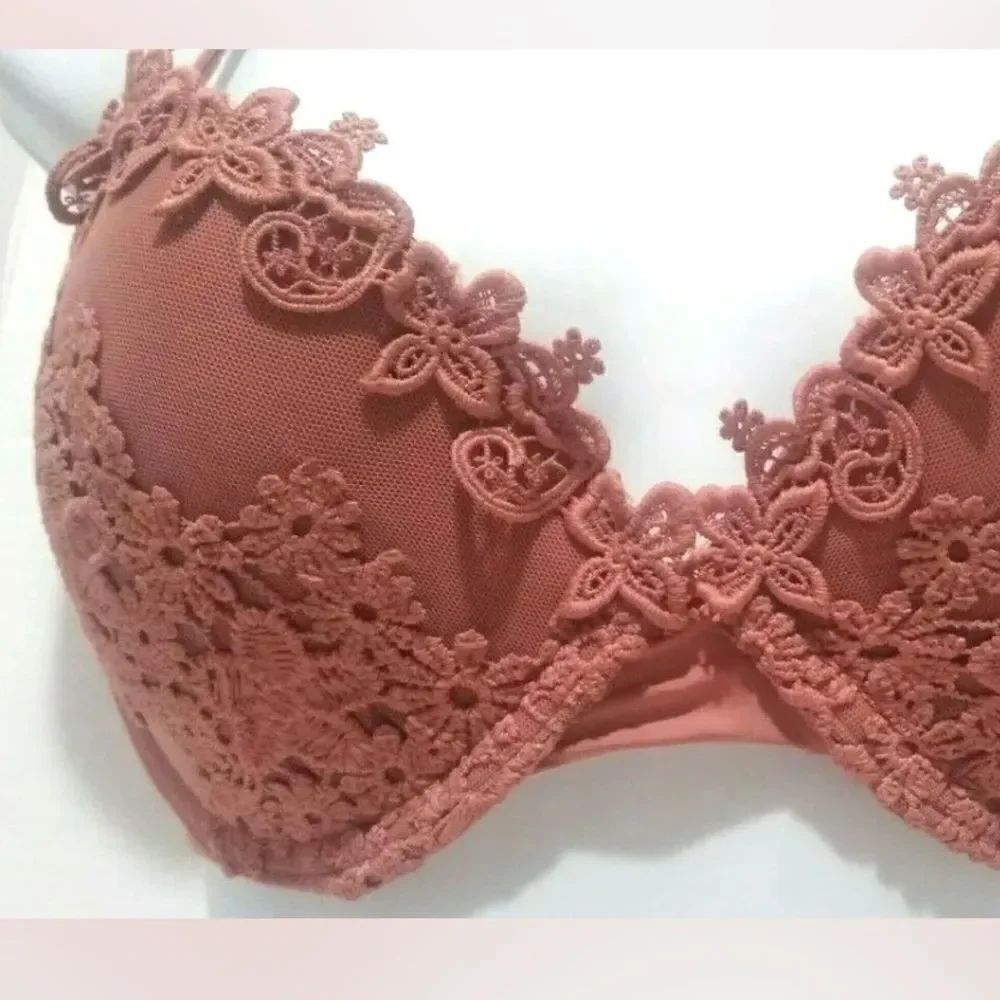 🌺3 FOR $20🌺 Mae Lara Lace Push Up Plunge Bikini Swim Top Embroidered XS - Picture 4 of 7